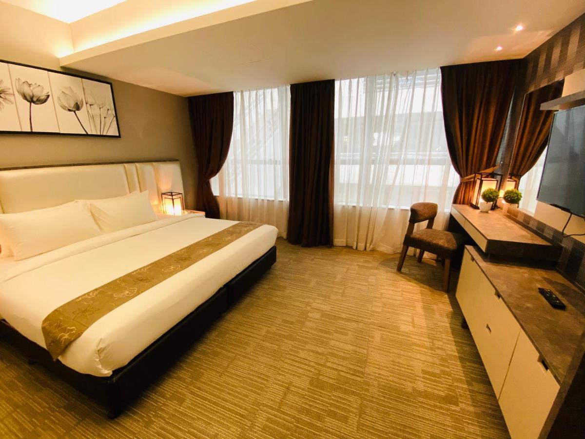 Glex Hotel Signature Джохор-Бару Экстерьер фото