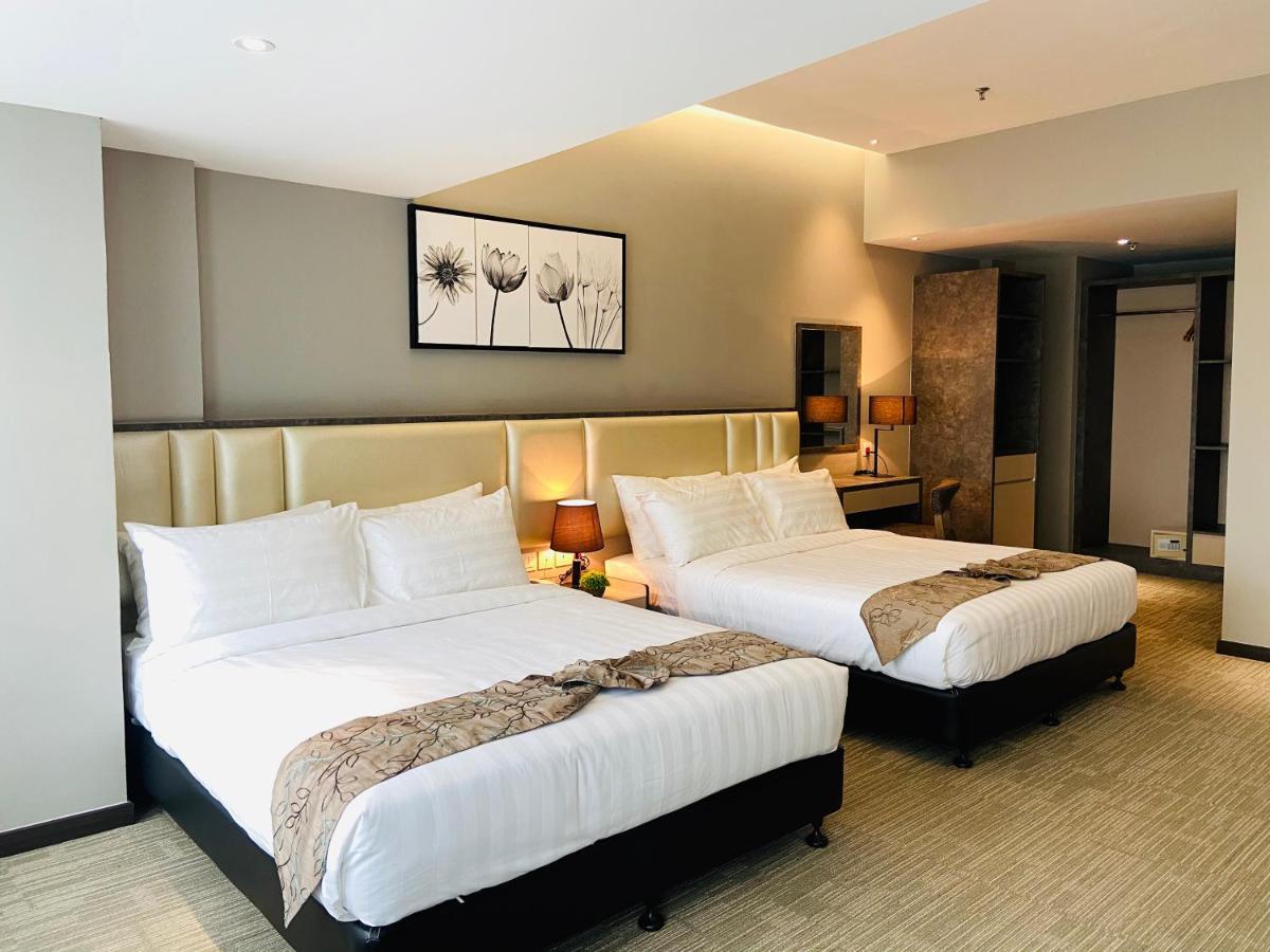 Glex Hotel Signature Джохор-Бару Экстерьер фото