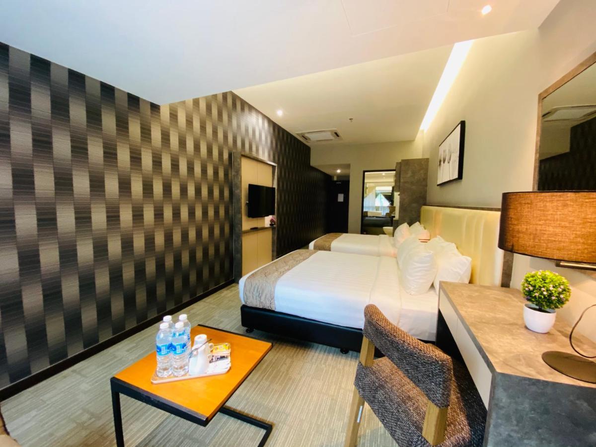 Glex Hotel Signature Джохор-Бару Экстерьер фото
