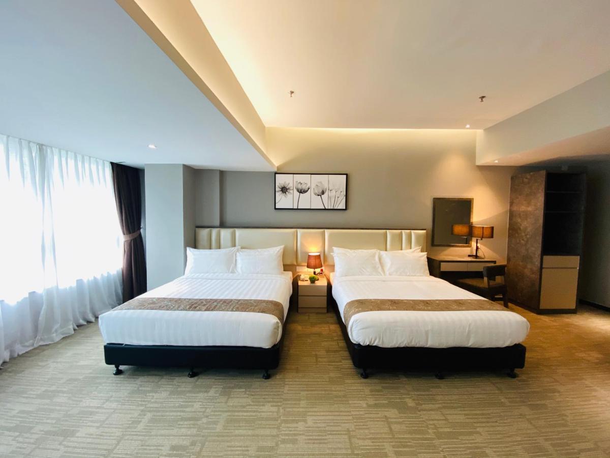 Glex Hotel Signature Джохор-Бару Экстерьер фото