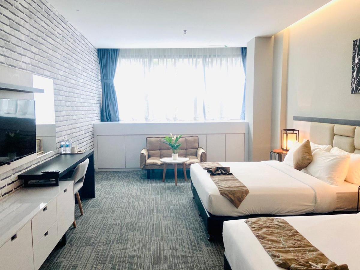 Glex Hotel Signature Джохор-Бару Экстерьер фото