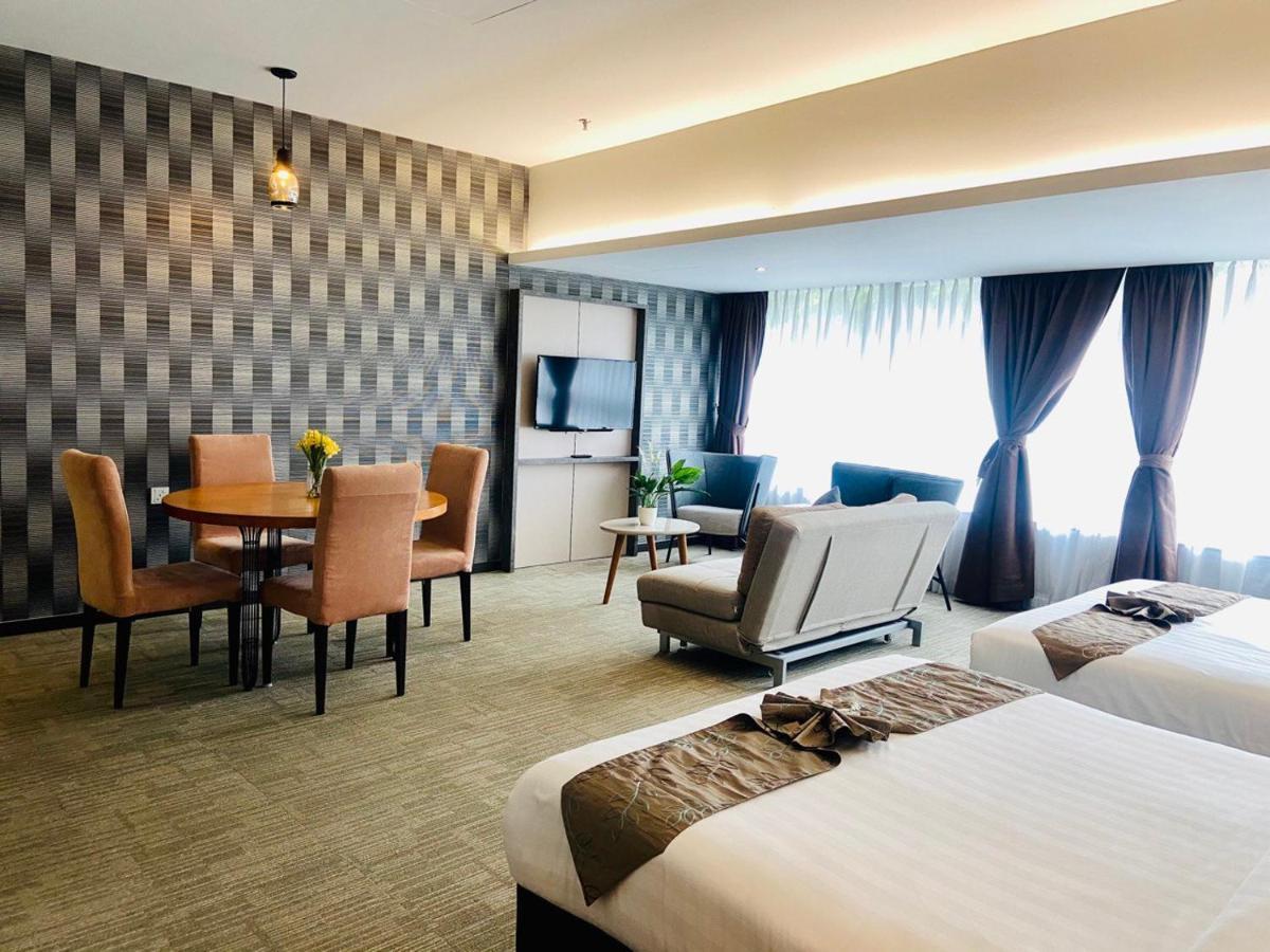 Glex Hotel Signature Джохор-Бару Экстерьер фото