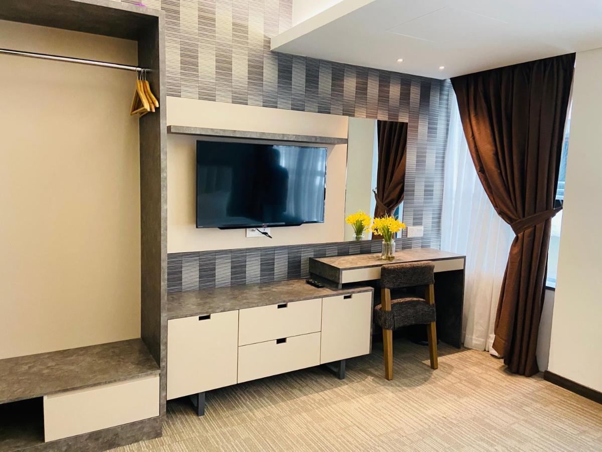 Glex Hotel Signature Джохор-Бару Экстерьер фото